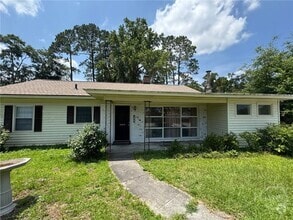 Building Photo - 1809 E Derenne Ave