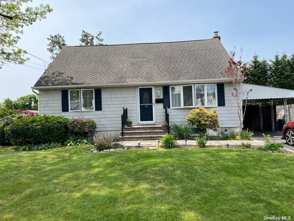 Primary Photo - 320 W 13th St