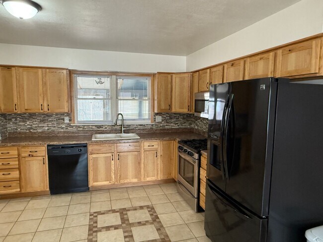 Foto del edificio - 2 bedroom, 1 bath Home for Rent