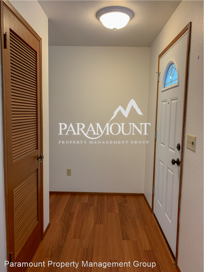 Foto del edificio - 3 br, 2.5 bath House - 3409 75th Ave NW