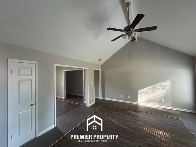 Building Photo - 4049 Powder Mill Cove