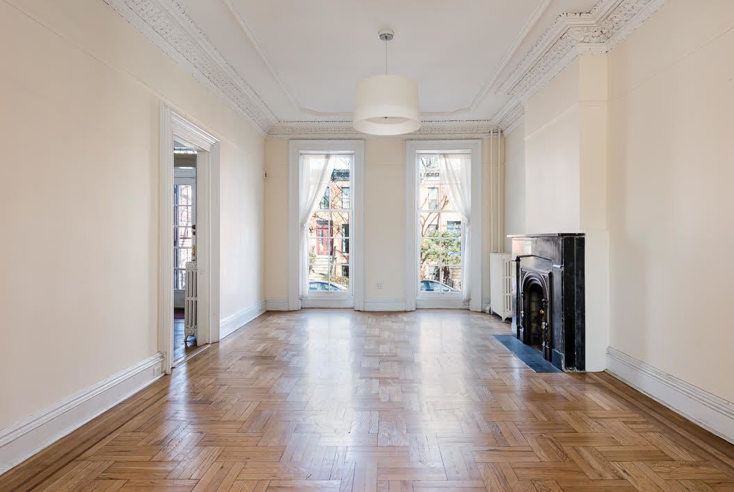 Primary Photo - 238 Wyckoff St