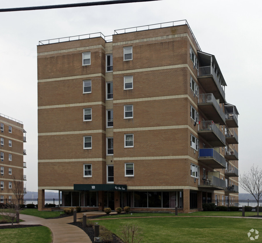 West Shore ¡Towers - West Shore Towers