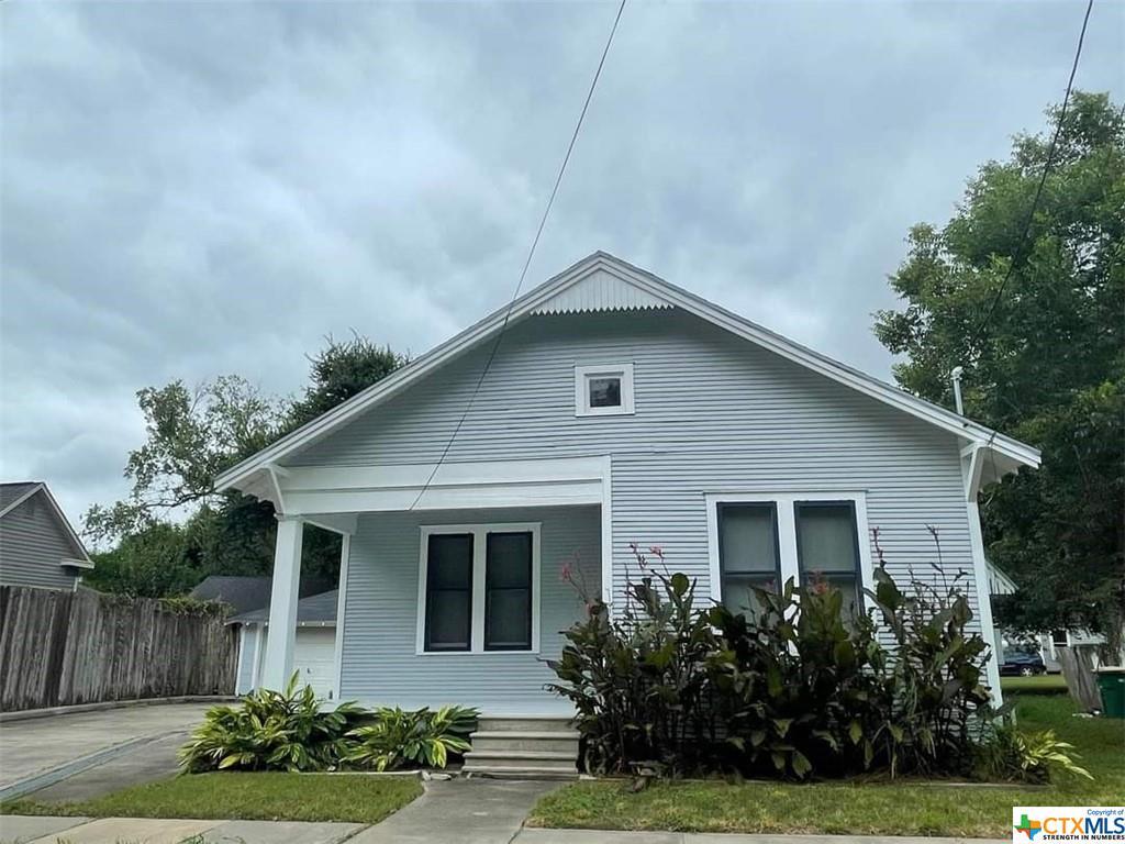 Primary Photo - 203 E Power Ave