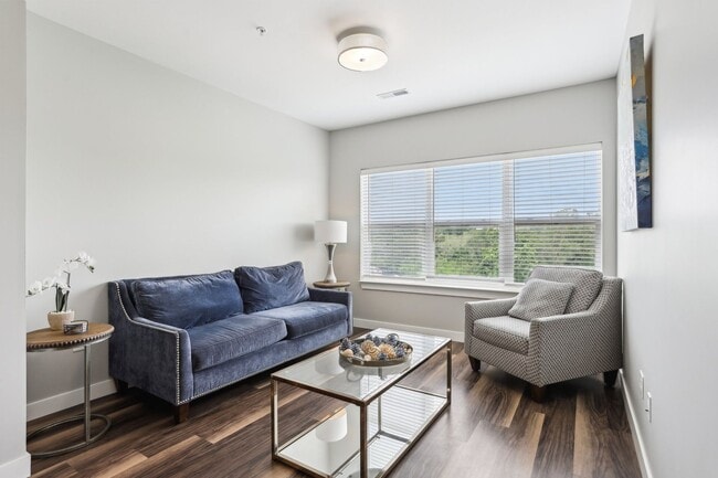 Building Photo - Whispering Heights