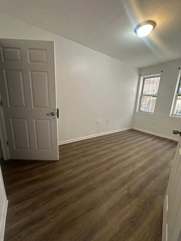 Foto del edificio - 792 Sterling Pl