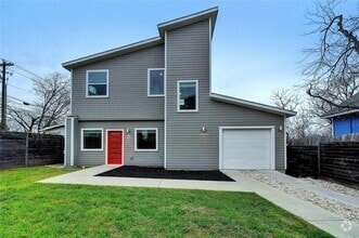 Building Photo - 6902 Carver Ave