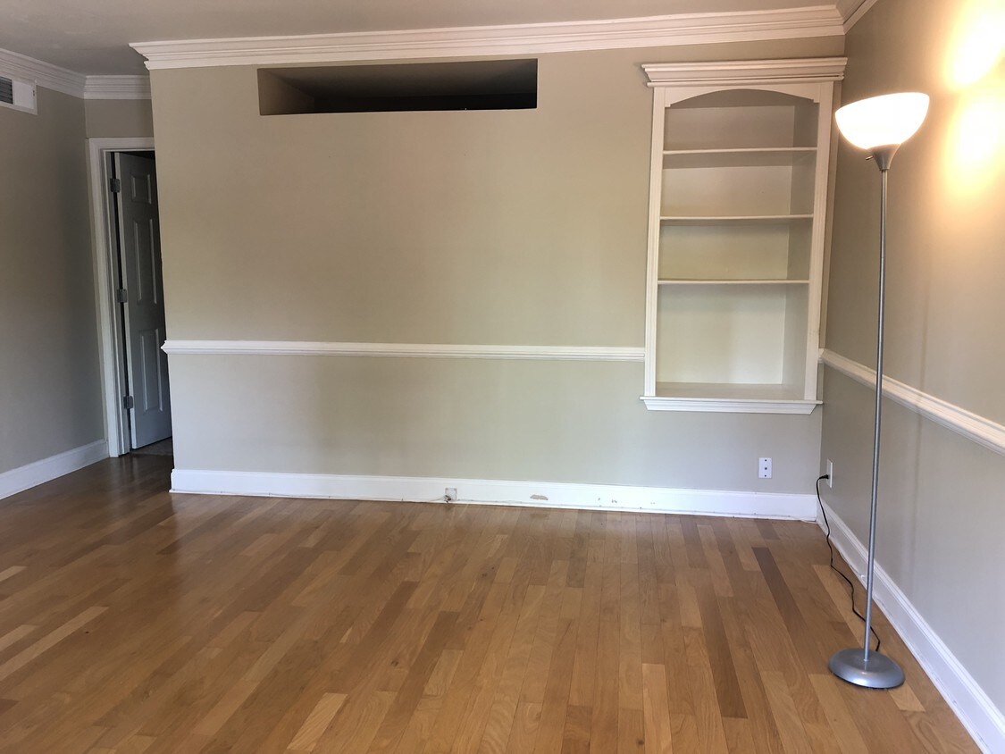 6980 Roswell Rd NE, Sandy Springs, GA 30328 Condo for Rent in Sandy