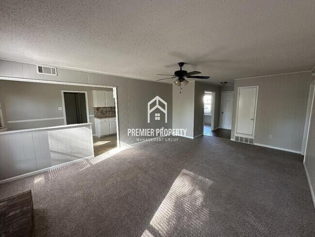Foto del edificio - 6791 Smokey Ln