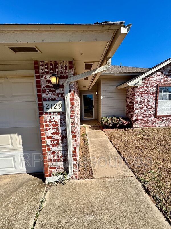 Foto del edificio - 2129 Harbor Dr