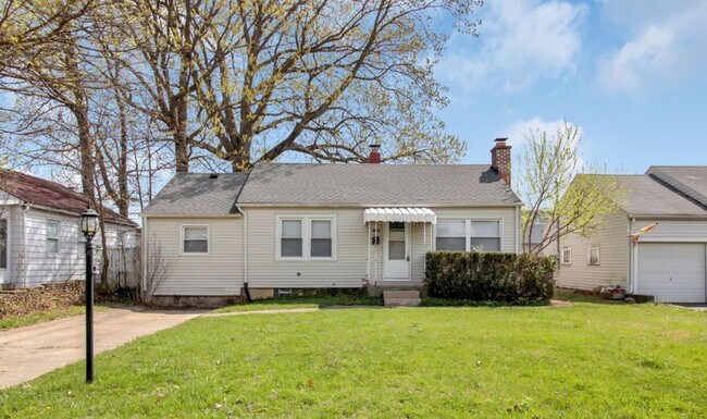 Foto del edificio - 1960 Studer Ave