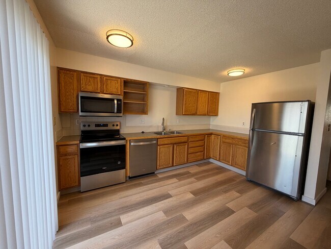 Foto del edificio - 919 44th Ave Ct