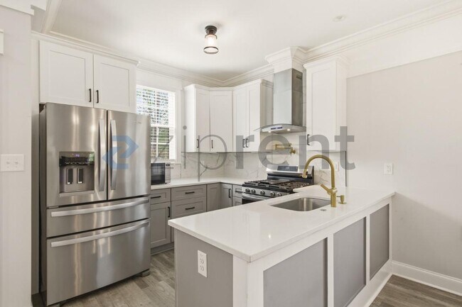 Foto del edificio - 413A Cecil St