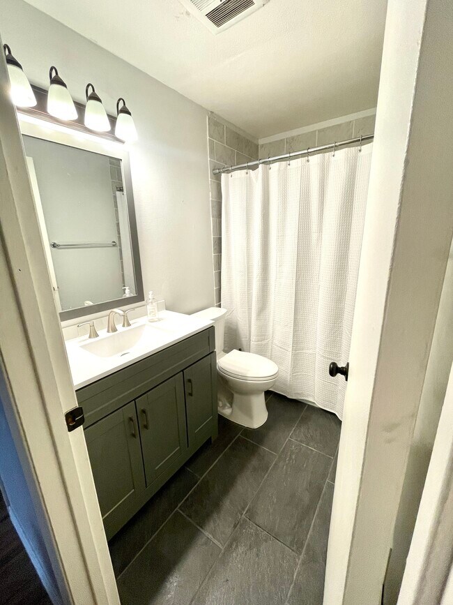 1200 W 4365 S Unit 2A, Taylorsville, UT 84123 Condo for Rent in