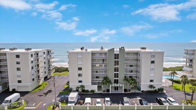Building Photo - 403 Jimmy Buffett Mem Hwy
