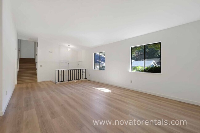 Foto del edificio - 32 Spinosa Way