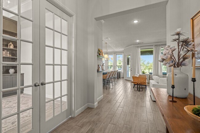 Foto del edificio - 381 Oak Mdw Ln