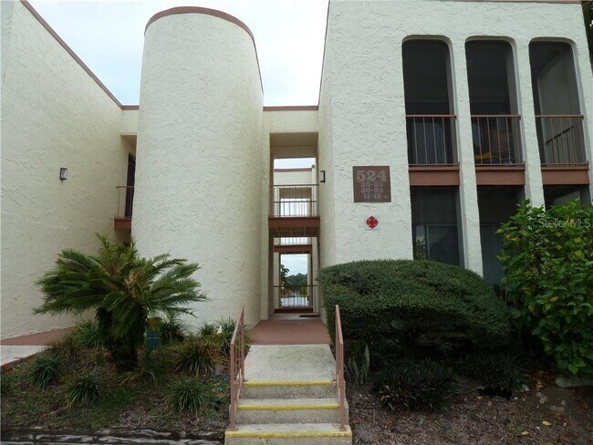 Foto del edificio - 524 Orange Dr