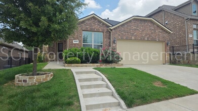 Building Photo - 3608 Bastrop St