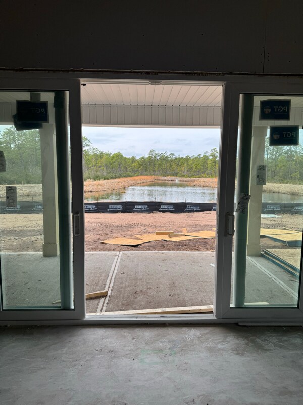 Foto del edificio - 5093 Roundhead Dr