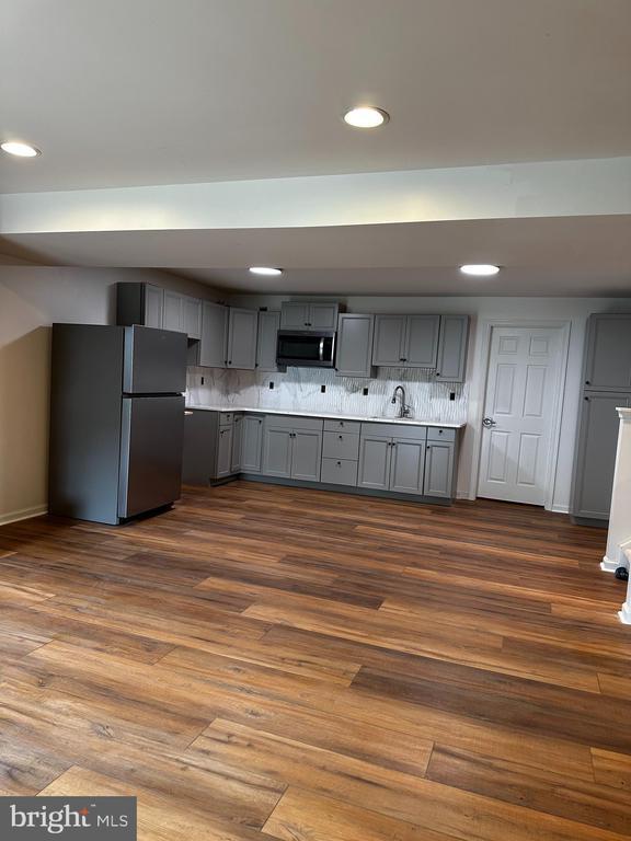 Foto del edificio - 9610 Hazelbrook Ct