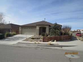Building Photo - 5211 Mayhill Ct NE