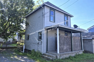 Building Photo - 1709 4th Ave