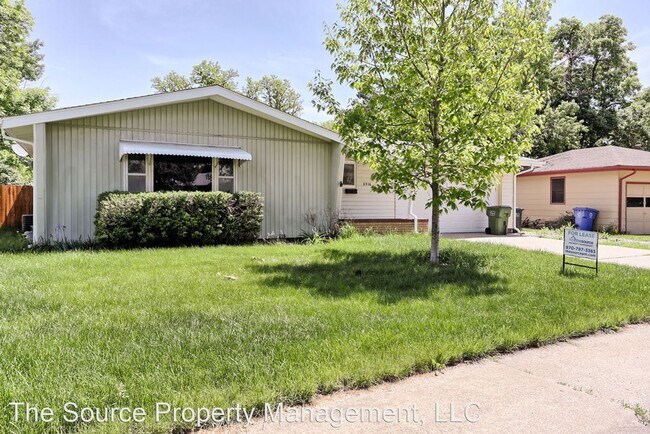Building Photo - 3 br, 1 bath House - 2516 Spruce Dr