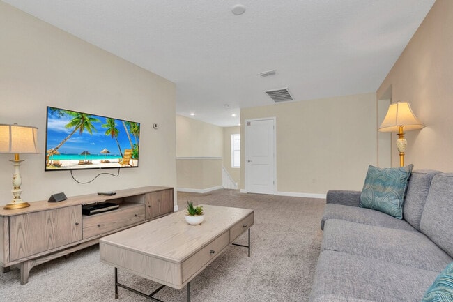 Building Photo - 1573 Flange Dr