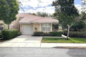 Building Photo - 303 E Coral Trace Cir