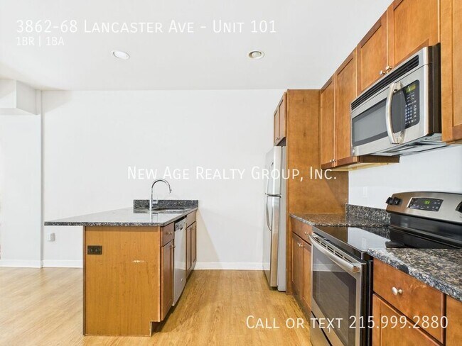 Foto del edificio - 3862-68 Lancaster Ave