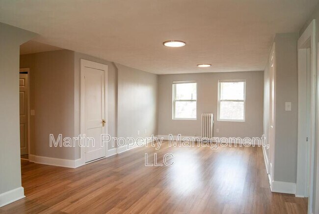 Building Photo - 45 Lyman St