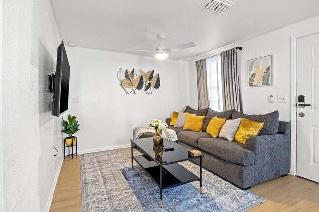 Foto del edificio - 3721 E Clifton St