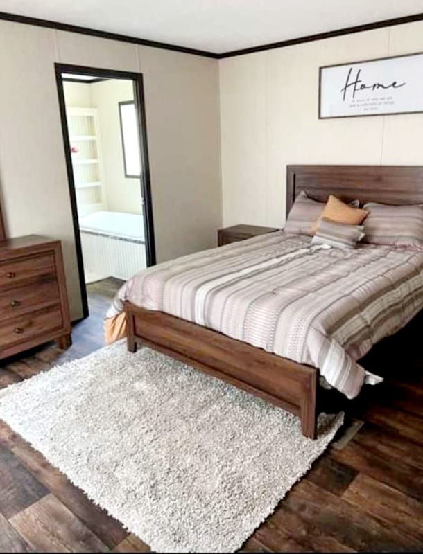 Photo - 2424 Addmore Ln House