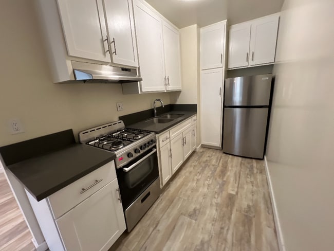 Building Photo - 2925 4th St