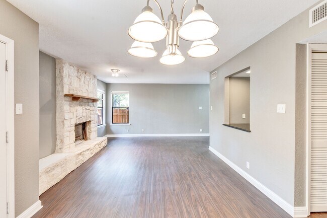 Building Photo - 8418 Fathom Cir