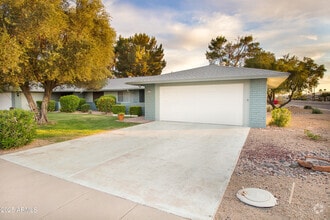 Building Photo - 12739 W Prospect Dr