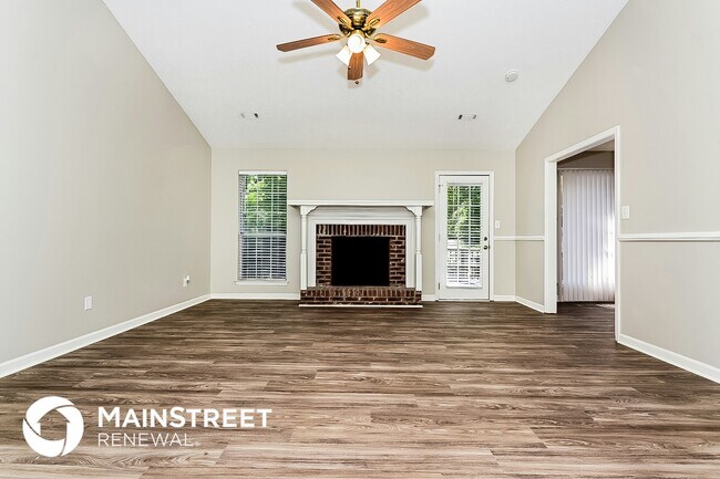 Building Photo - 839 River Glen Pl