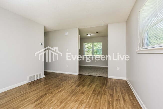 Foto del edificio - 4983 Appleville St