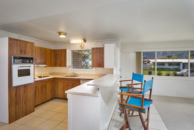 Building Photo - Olomana in Kailua 3/2