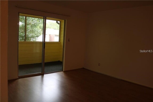 Foto del edificio - 1400 Gandy Blvd N
