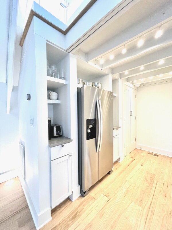 Foto del edificio - 110 Downtown Carriage House