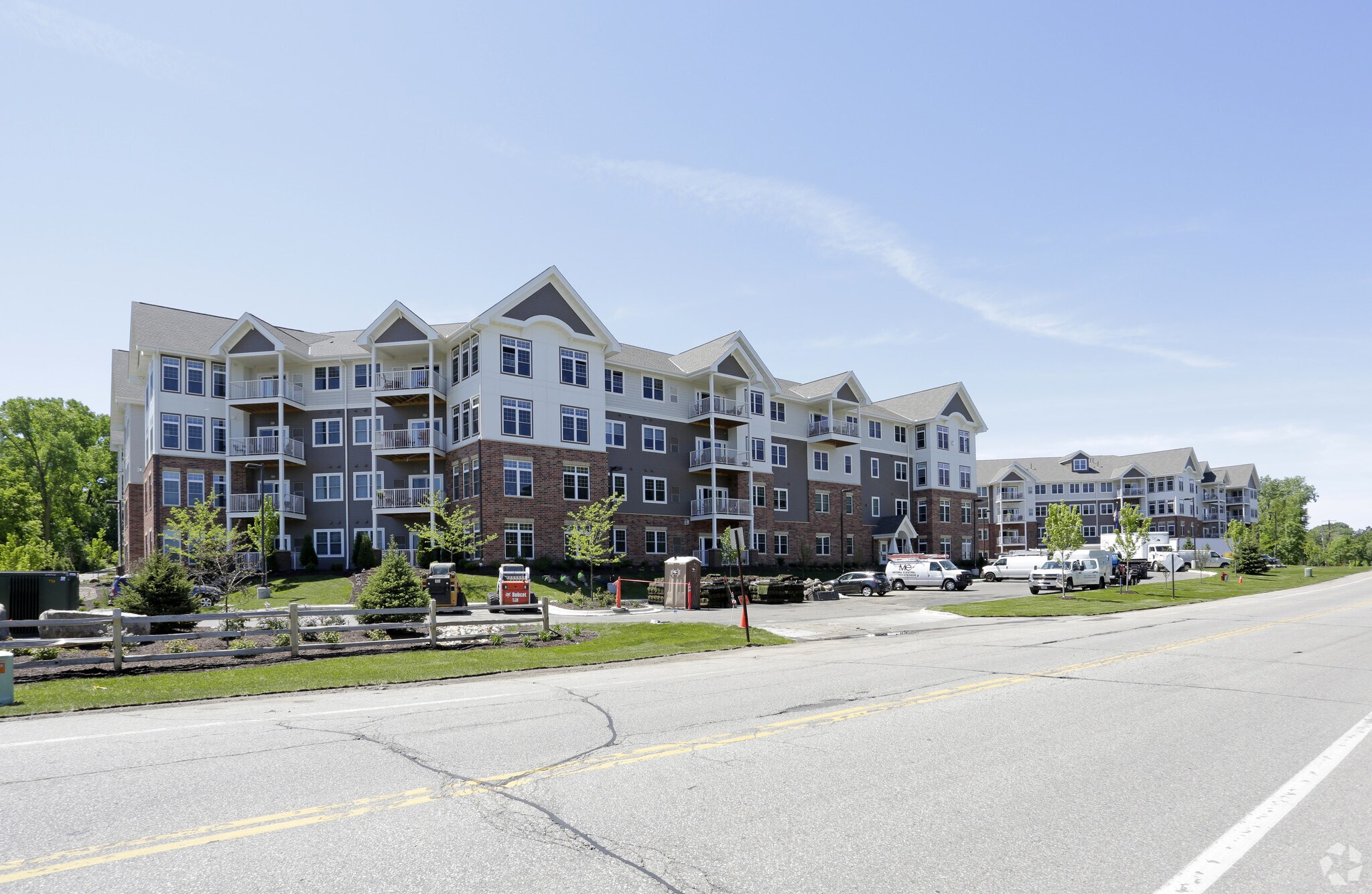 Applewood Pointe Senior Cooperative