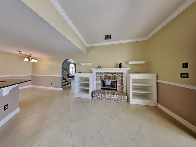 Building Photo - 2831 Strand Cir