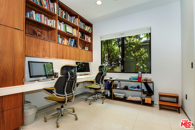 Foto del edificio - 4233 Shadyglade Ave