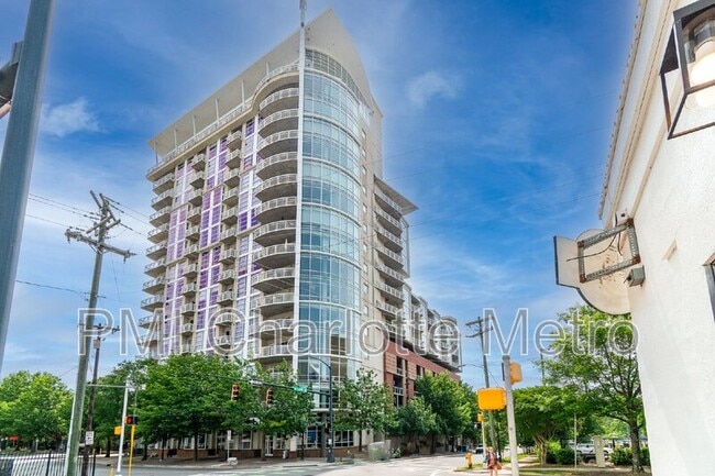 Building Photo - 505 E 6th St