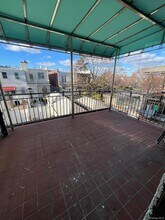 Building Photo - 30-06 85th St