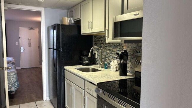 Foto del edificio - 2300 N Ocean Blvd