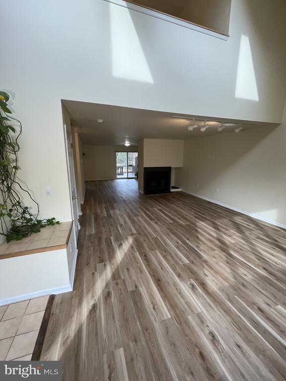 Foto del edificio - 16 Astor Ct