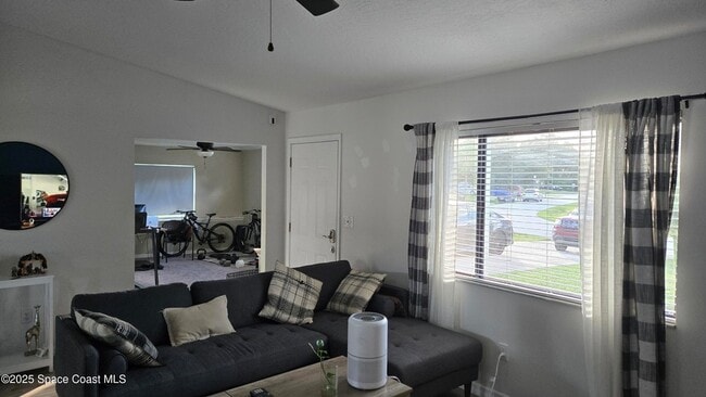 Foto del edificio - 801 Young Ave NW